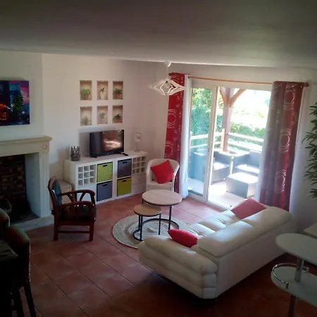 Swanara Holidays Sarlat-la-Canéda