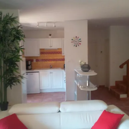 Swanara Holidays Sarlat