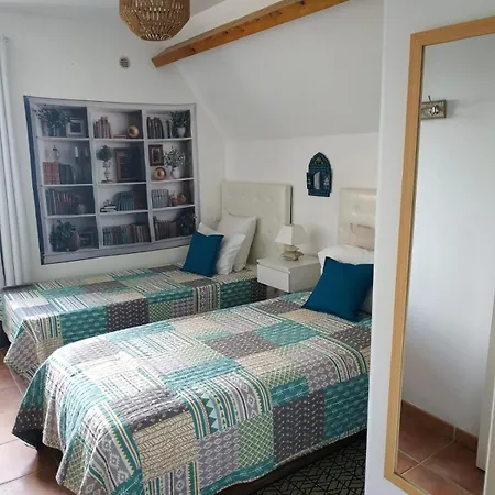 Swanara Holidays 萨尔拉拉卡内达