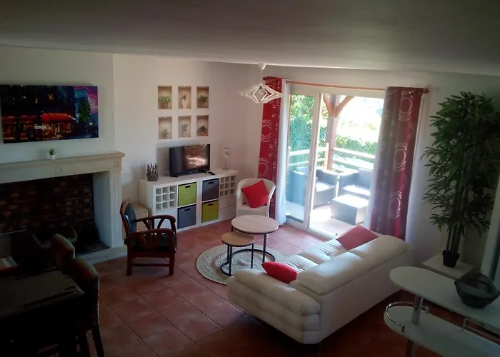 Swanara Holidays Sarlat